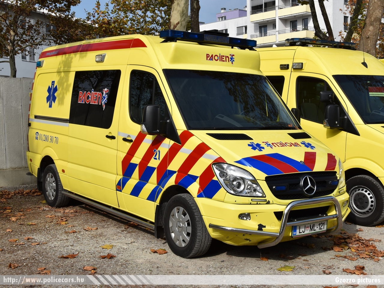 Mercedes Sprinter II, fotó: Gzozzo pictures
Keywords: szlovén Szlovénia mentő mentőautó Slovenia slovenian ambulance
