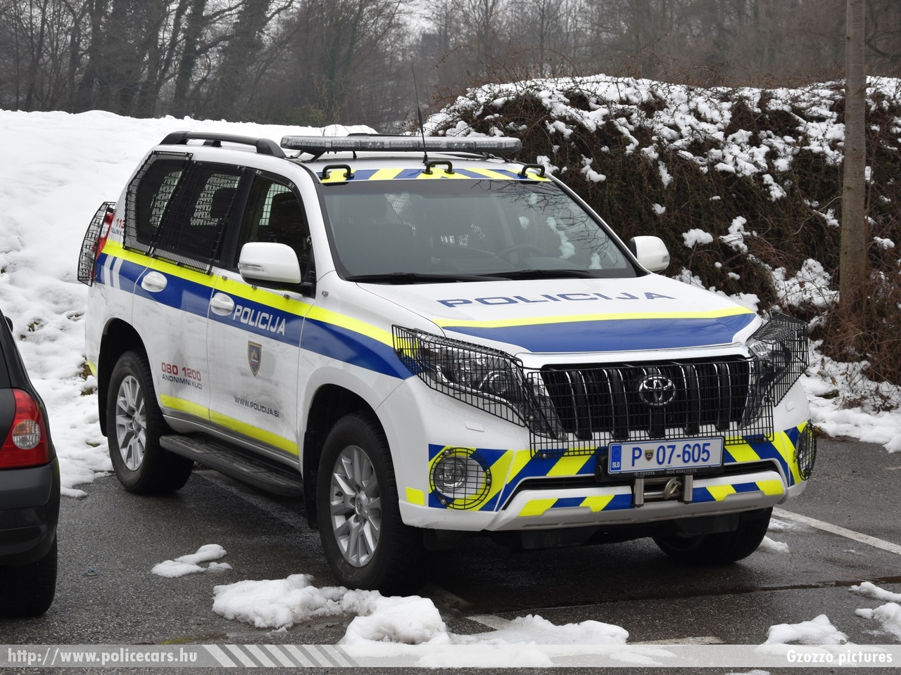 Toyota Land Cruiser, fotó: Gzozzo pictures
Keywords: szlovén Szlovénia rendőr rendőrautó rendőrség police policecar Slovenia slovenian