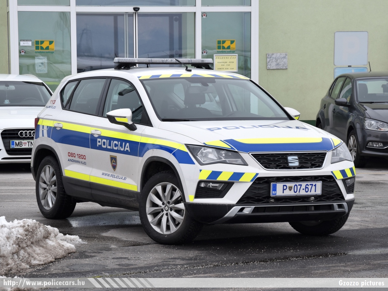 Seat Ateca, fotó: Gzozzo pictures
Keywords: szlovén Szlovénia rendőr rendőrautó rendőrség police policecar Slovenia slovenian