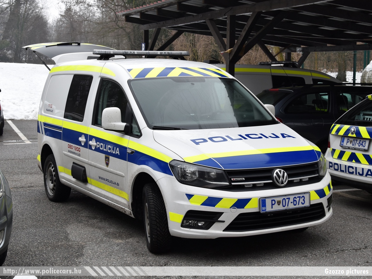 Volkswagen Caddy, fotó: Gzozzo pictures
Keywords: szlovén Szlovénia rendőr rendőrautó rendőrség police policecar Slovenia slovenian