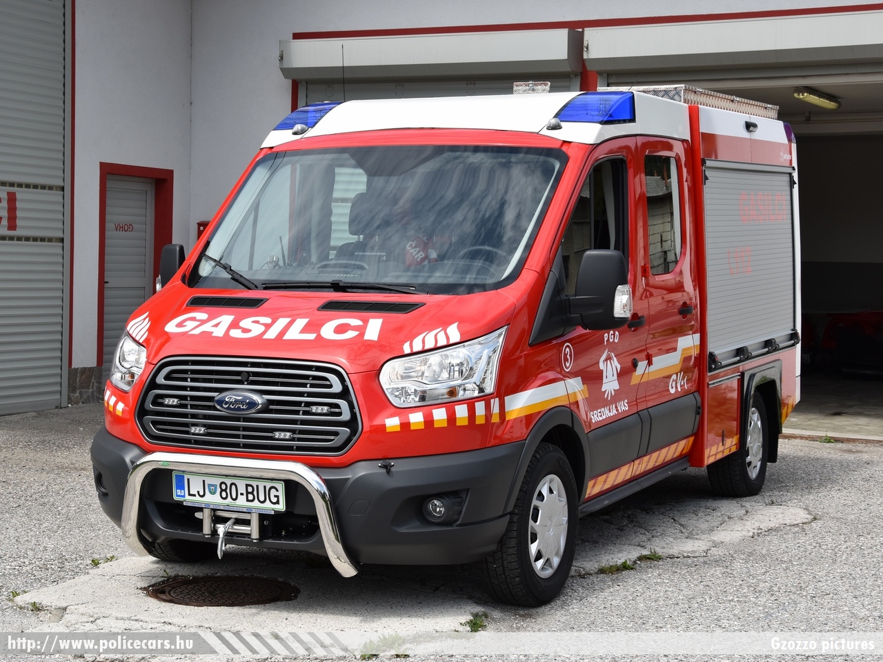 Ford Transit Svit Zolar, Srednja Vas, fotó: Gzozzo pictures
Keywords: szlovén Szlovénia tûzoltóautó tûzoltóság tûzoltó slovenian Slovenia fire firetruck