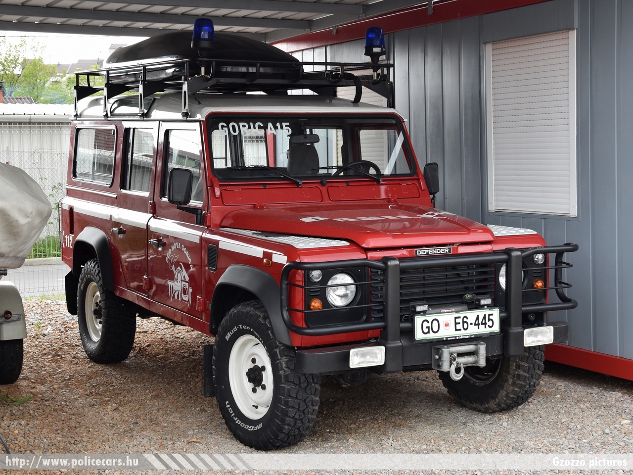Land Rover Defender TD-110 , Nova Gorica, fotó: Gzozzo pictures
Keywords: szlovén Szlovénia tûzoltóautó tûzoltóság tûzoltó slovenian Slovenia fire firetruck