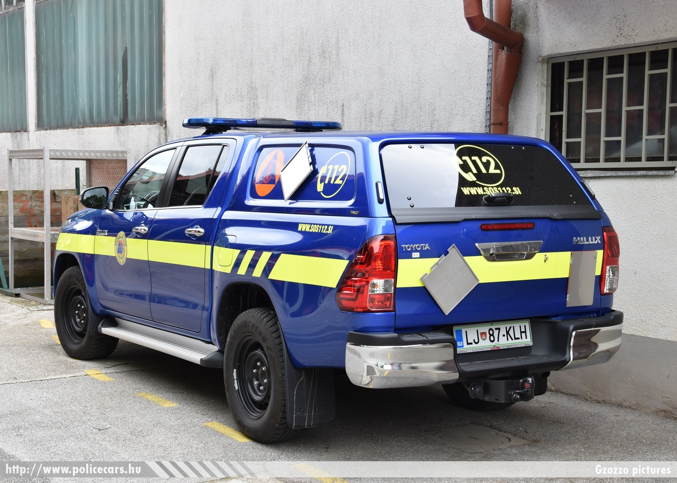Toyota Hilux, fotó: Gzozzo pictures
Keywords: szlovén Szlovénia polgári védelem slovenian Slovenia
