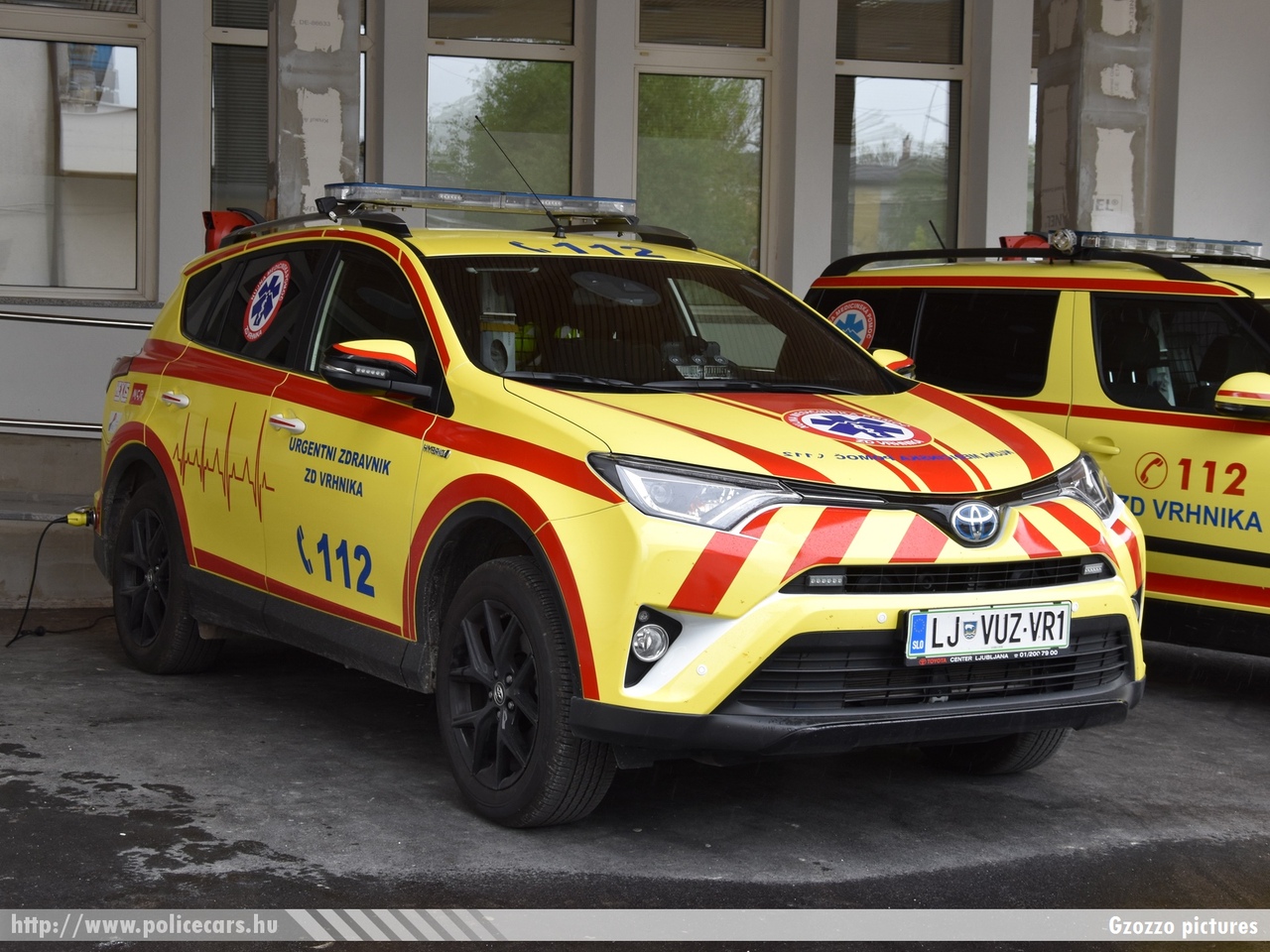 Toyota RAV4, Vrhnika, fotó: Gzozzo pictures
Keywords: szlovén Szlovénia mentő mentőautó Slovenia slovenian ambulance