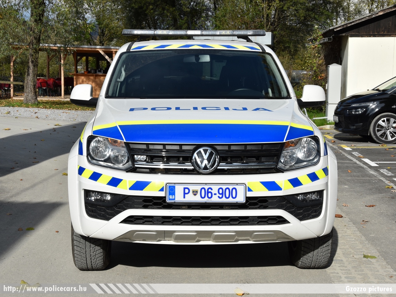 Volkswagen Amarok V6 TDI 4Motion, fotó: Gzozzo pictures
Keywords: szlovén Szlovénia rendőr rendőrautó rendőrség police policecar Slovenia slovenian