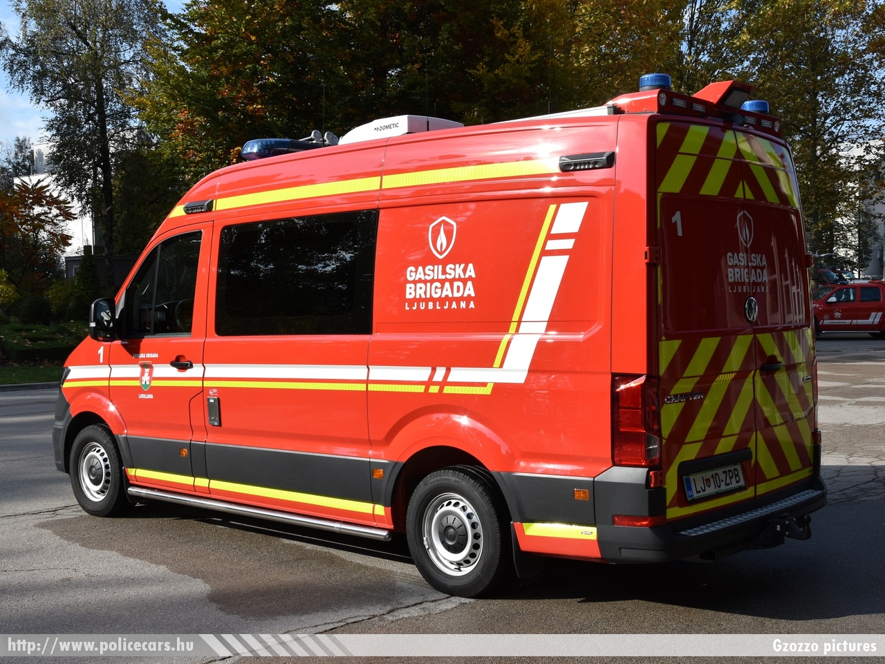 Volkswagen Crafter 35 2.0 TDI 4M, Ljubljana, fotó: Gzozzo pictures
Keywords: szlovén Szlovénia tûzoltóautó tûzoltóság tûzoltó slovenian Slovenia fire firetruck