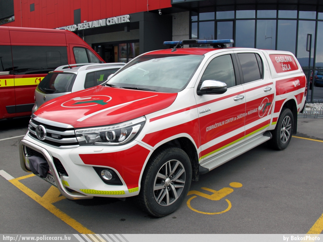 Toyota Hilux, fotó: BakosPhoto
Keywords: szlovén Szlovénia tûzoltóautó tûzoltóság tûzoltó slovenian Slovenia fire firetruck