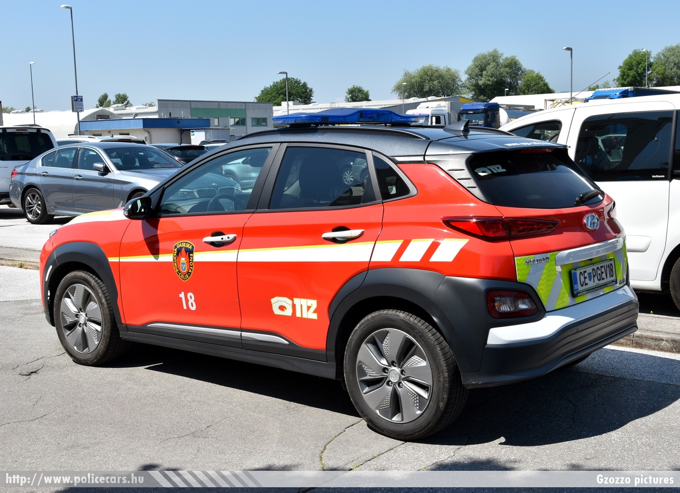 Hyundai Kona 150 Electric, PGE Celje, fotó: Gzozzo pictures
Keywords: szlovén Szlovénia tûzoltóautó tûzoltóság tûzoltó slovenian Slovenia fire firetruck