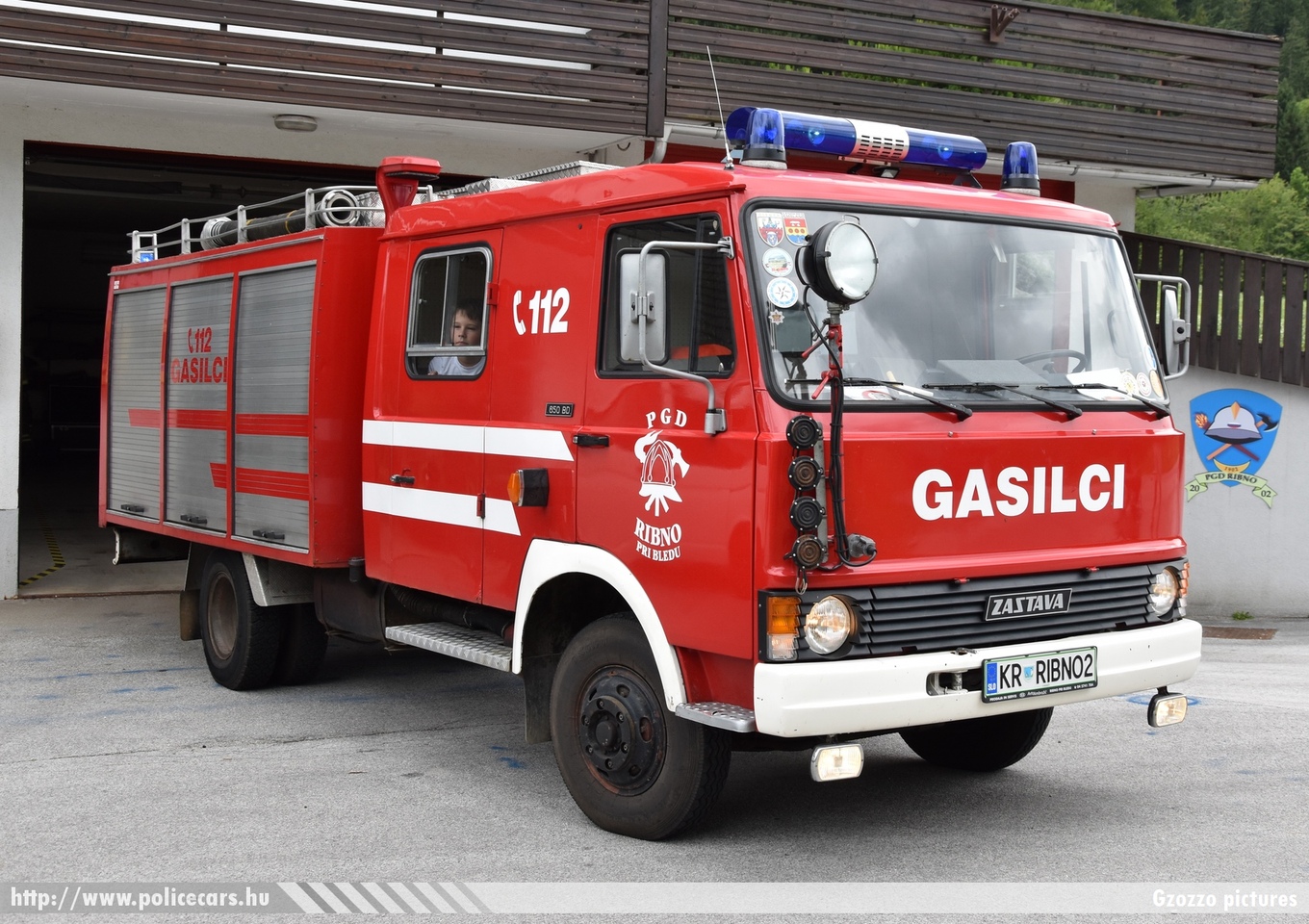 Zastava 650 BD GVV-2, PGD Ribno, fotó: Gzozzo pictures
Keywords: szlovén Szlovénia tûzoltóautó tûzoltóság tûzoltó slovenian Slovenia fire firetruck
