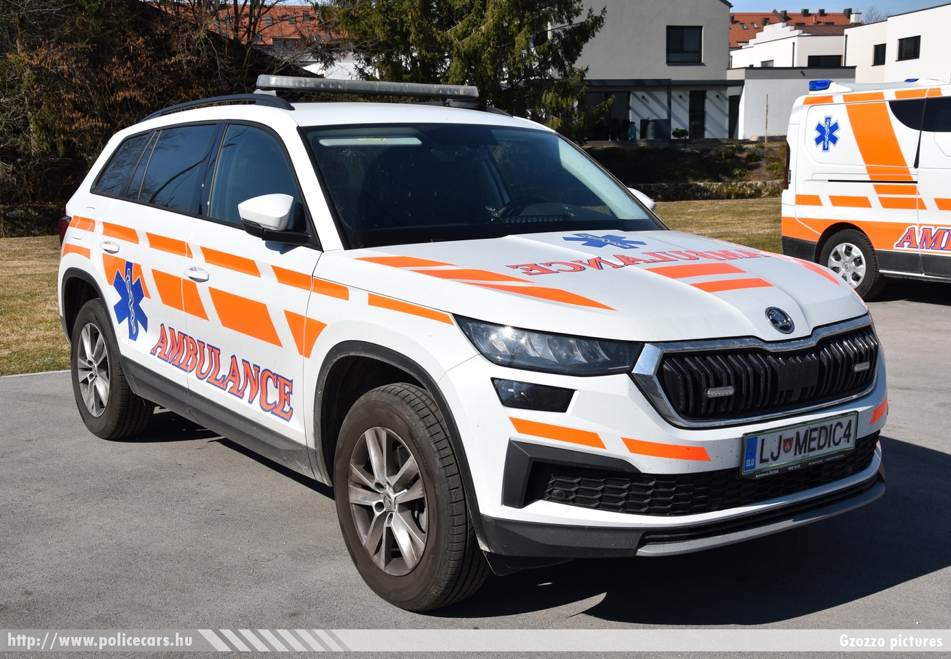 Skoda Kodiaq facelift, Medicross d.o.o., fotó: Gzozzo pictures
Keywords: szlovén Szlovénia mentő mentőautó Slovenia slovenian ambulance