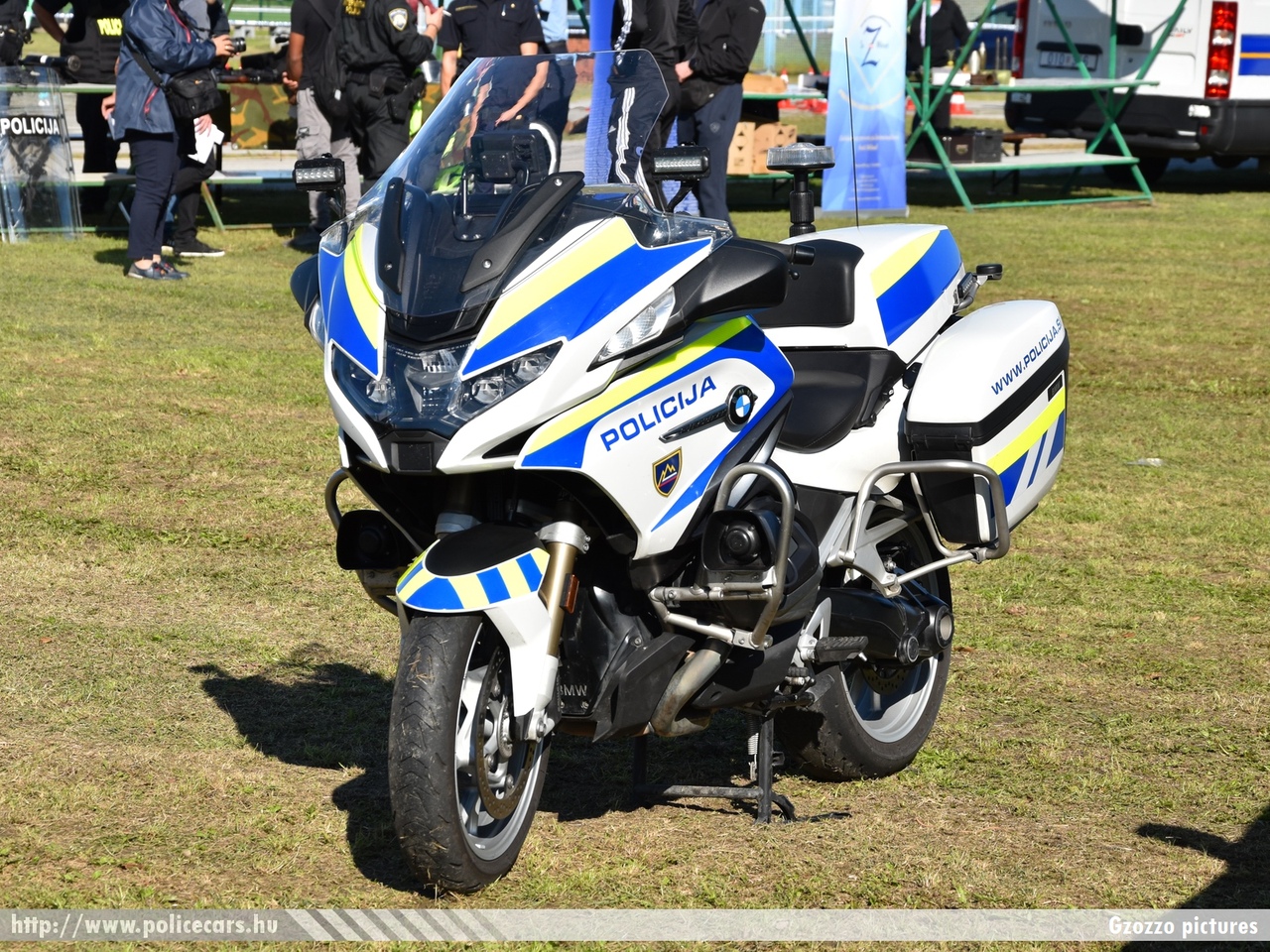 BMW, fotó: Gzozzo pictures
Keywords: motor rendőr rendőrmotor rendőrség police policebike policemotorcycle szlovén Szlovénia Slovenia slovenian