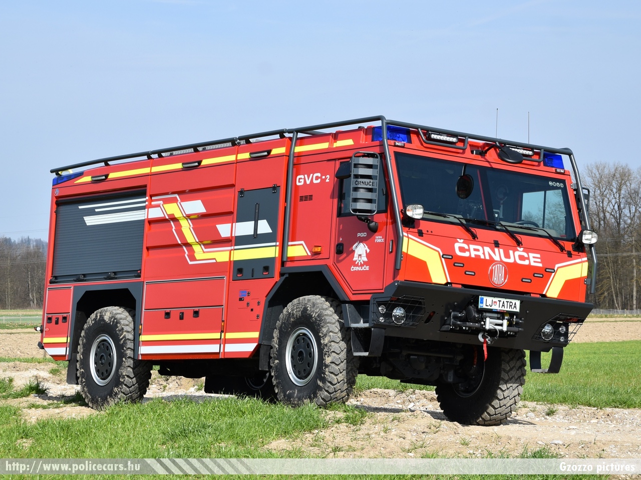Tatra Force T815 GVC-2, PGD Crnuce, fotó: Gzozzo pictures
Keywords: szlovén Szlovénia tûzoltóautó tûzoltóság tûzoltó slovenian Slovenia fire firetruck