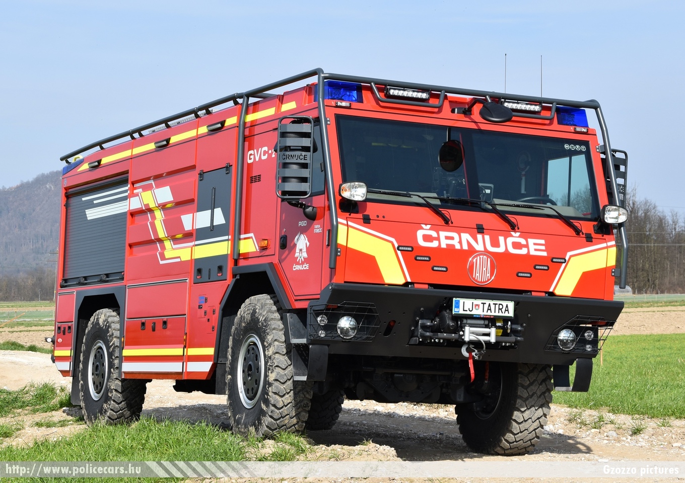 Tatra Force T815 GVC-2, PGD Crnuce, fotó: Gzozzo pictures
Keywords: szlovén Szlovénia tûzoltóautó tûzoltóság tûzoltó slovenian Slovenia fire firetruck