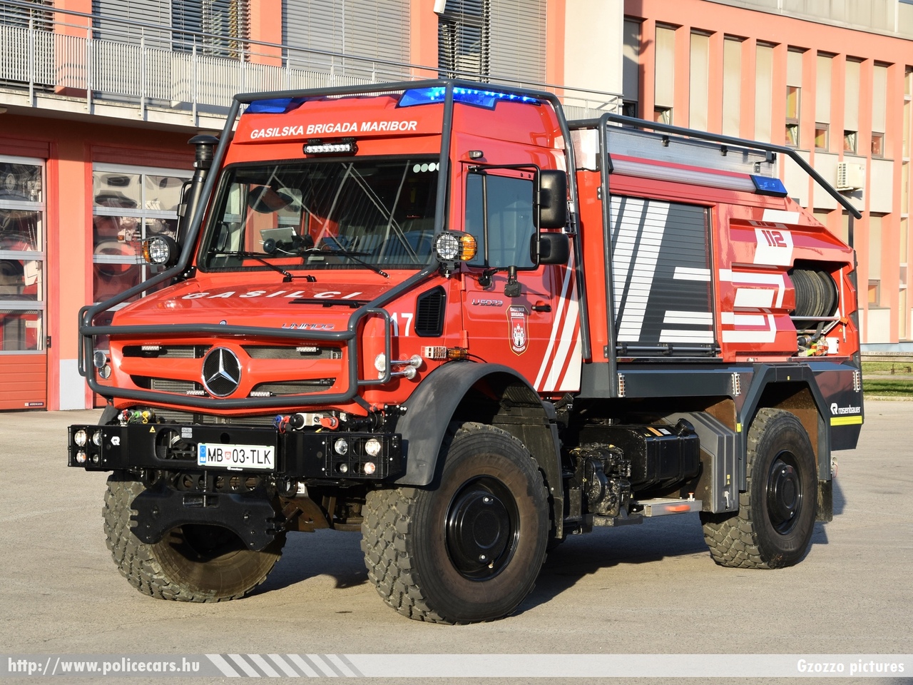Mercedes-Benz Unimog U5023 Rosenbauer GCGP-2, Gasilska brigada Maribor, fotó: Gzozzo pictures
Keywords: szlovén Szlovénia tûzoltóautó tûzoltóság tûzoltó slovenian Slovenia fire firetruck
