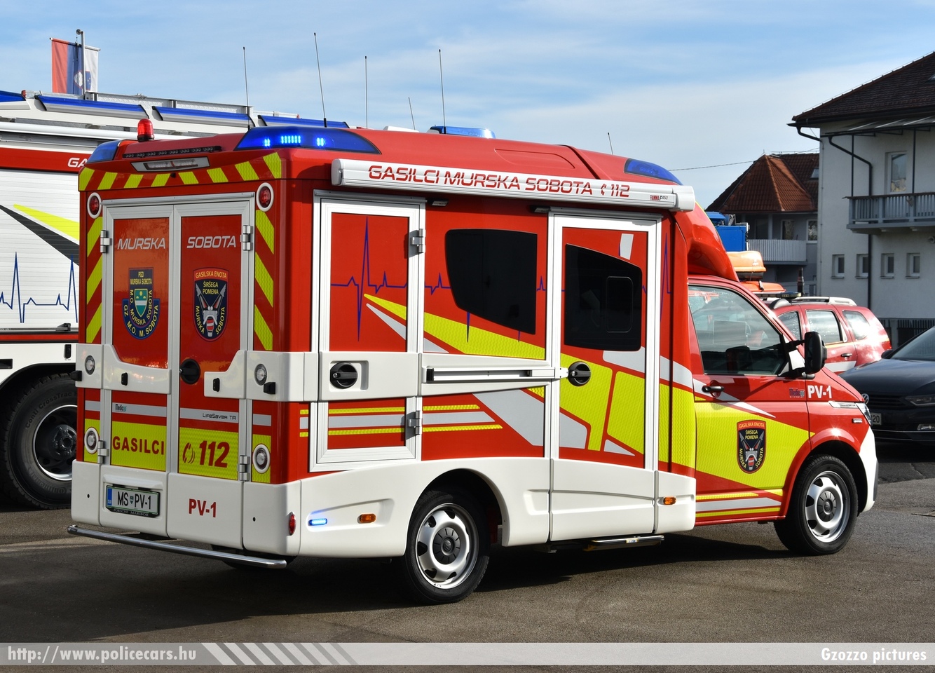 Volkswagen Transporter T6.1 Medicop LiveSaver TR, PV-1 (Poveljniško vozilo - Command vehicle), PGD Murska Sobota, fotó: Gzozzo pictures
Keywords: szlovén Szlovénia tûzoltóautó tûzoltóság tûzoltó slovenian Slovenia fire firetruck