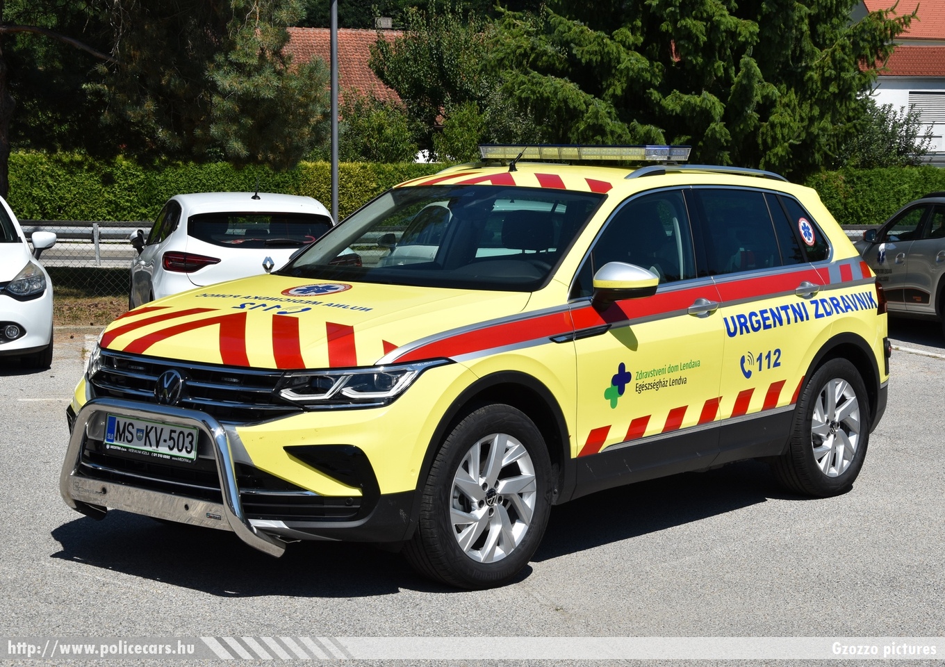 Volkswagen Tiguan, Urgentni Zdravnik, Zdravstveni dom Lendava - Egészségház Lendva, fotó: Gzozzo pictures
Keywords: szlovén Szlovénia mentő mentőautó Slovenia slovenian ambulance