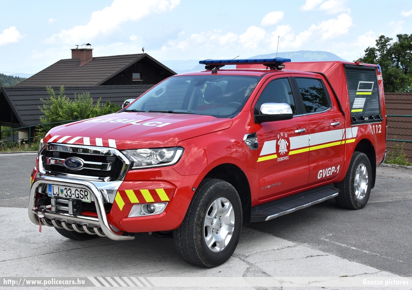 Ford Ranger 3.2 GVGP-1 (gasilsko vozilo za gašenje gozdnih požarov) GV Pusnik, PGD Dobovec, fotó: Gzozzo pictures
Keywords: szlovén Szlovénia tûzoltóautó tûzoltóság tûzoltó slovenian Slovenia fire firetruck