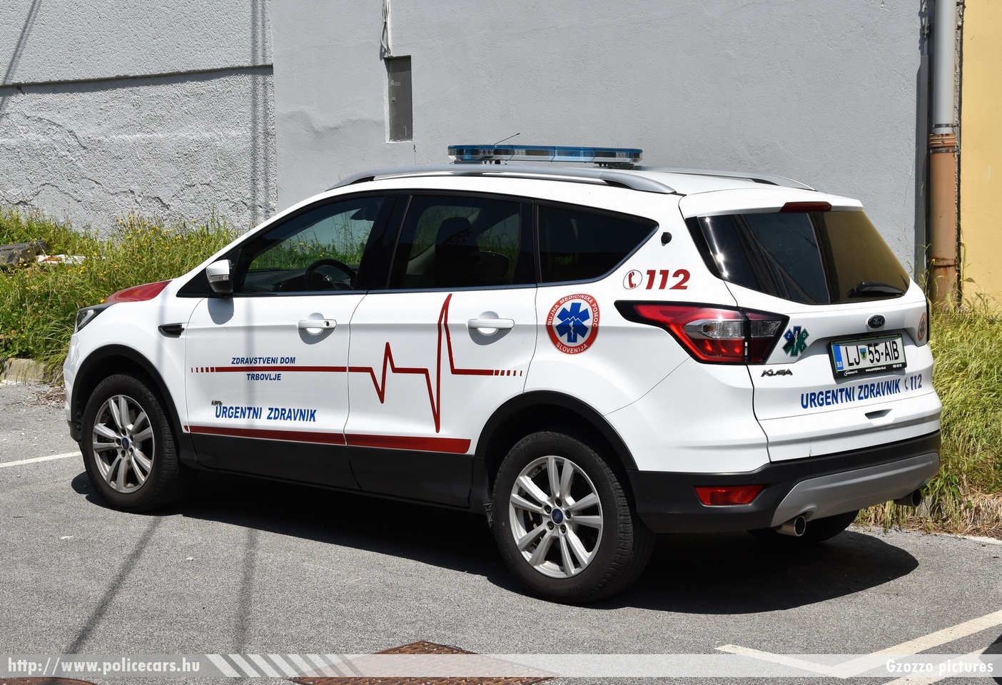 Ford Kuga, Urgentni Zdravnik, Zdravstveni dom Trbovlje, fotó: Gzozzo pictures
Keywords: szlovén Szlovénia mentő mentőautó Slovenia slovenian ambulance
