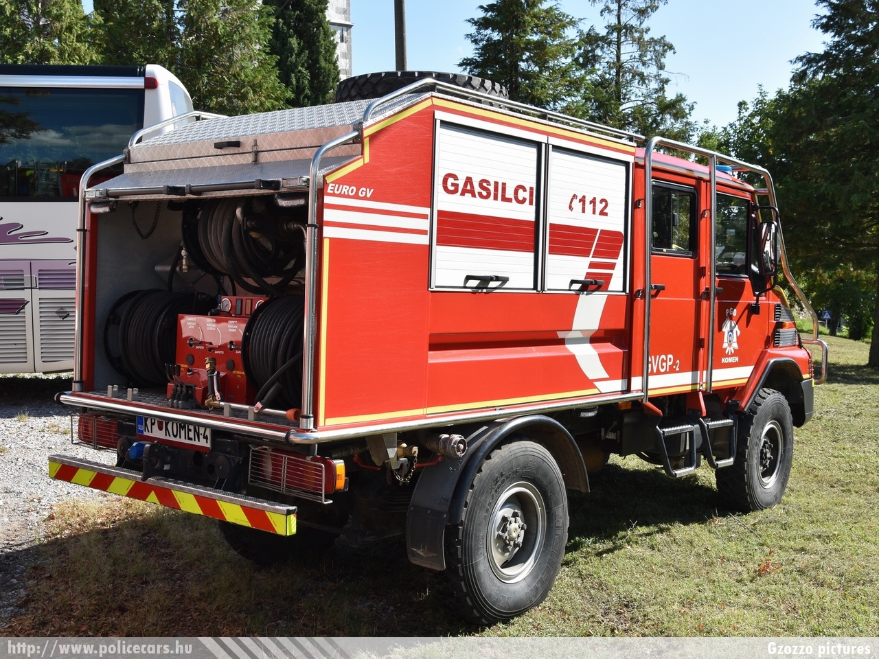 Bremach Job Xtreme 60 4x4 GVGP-2 (gasilsko vozilo za gašenje gozdnih požarov) Euro GV, PGD Komen, fotó: Gzozzo pictures
Keywords: szlovén Szlovénia tûzoltóautó tûzoltóság tûzoltó slovenian Slovenia fire firetruck