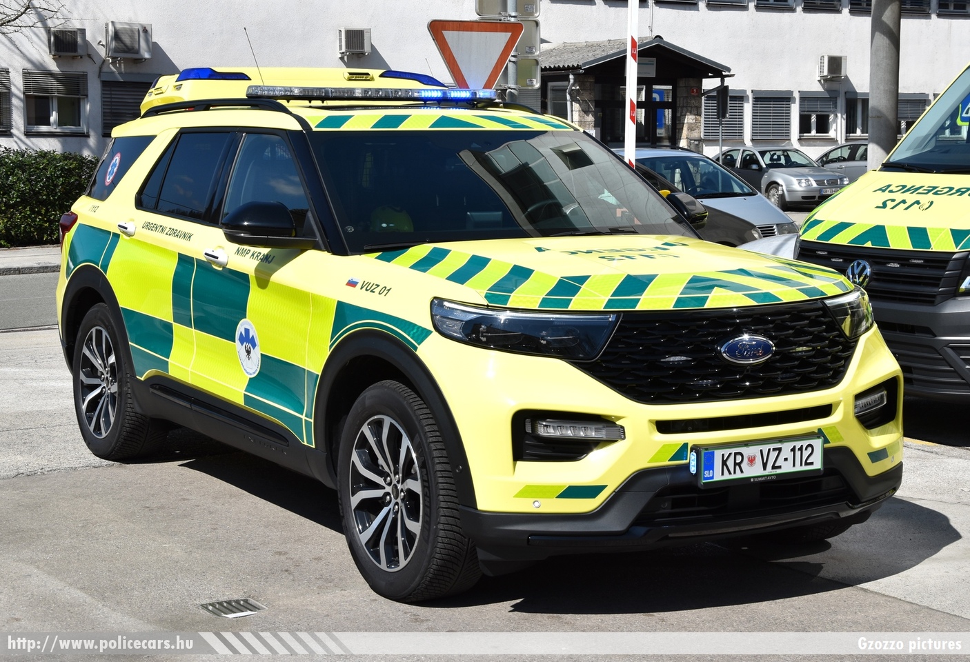 Ford Explorer, Vozilo urgentnega zdravnika (VUZ), Zdravstveni dom Kranj, fotó: Gzozzo pictures
Keywords: szlovén Szlovénia mentő mentőautó Slovenia slovenian ambulance