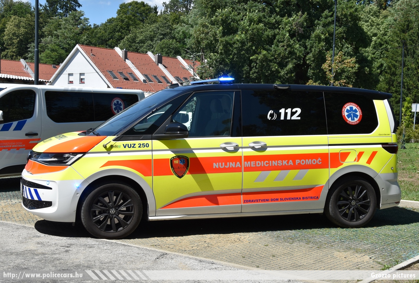 Volkswagen Multivan T7, Vozilo urgentnega zdravnika (VUZ), Zdravstveni dom Slovenska Bistrica, fotó: Gzozzo pictures
Keywords: szlovén Szlovénia mentő mentőautó Slovenia slovenian ambulance