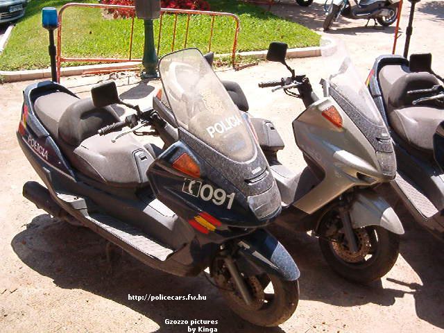 fotó: Kinguc
Keywords: rendőr rendőrmotor rendőrség spanyol Spanyolország