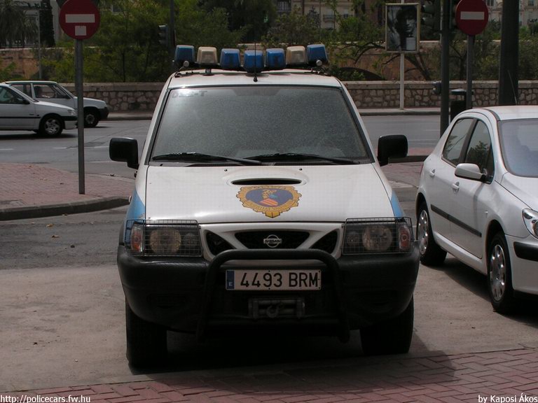 Nissan Terrano, fotó: Kaposi Ákos
Keywords: rendőr rendőrautó rendőrség spanyol Spanyolország