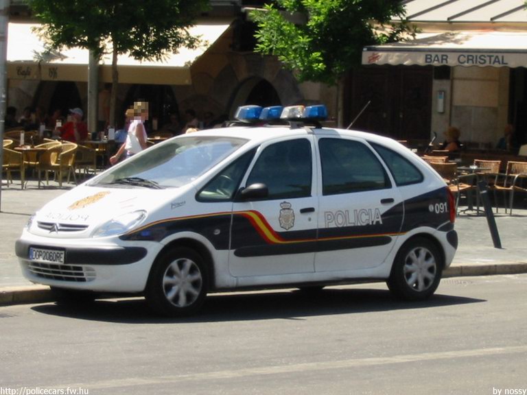 Citroen Xsara Picasso, fotó: nossy
Keywords: rendőr rendőrautó rendőrség spanyol Spanyolország