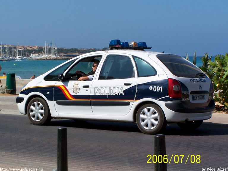 Citroen Xsara Picasso, fotó: Rédei József
Keywords: rendőr rendőrautó rendőrség spanyol Spanyolország