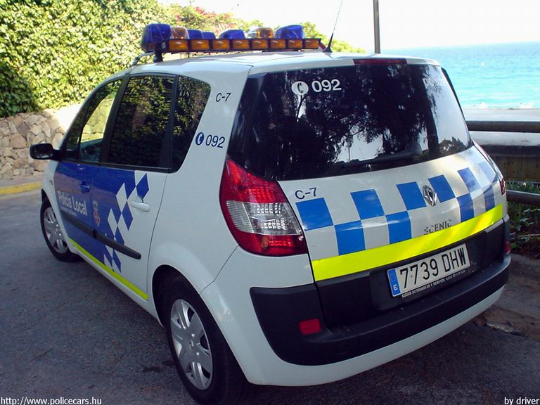 Renault Scenic, fotó: driver
Keywords: rendőr rendőrautó rendőrség spanyol Spanyolország