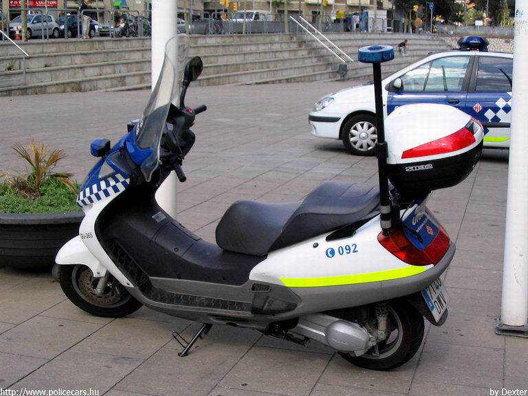 fotó: Dexter
Keywords: rendőr rendőrmotor rendőrség spanyol Spanyolország