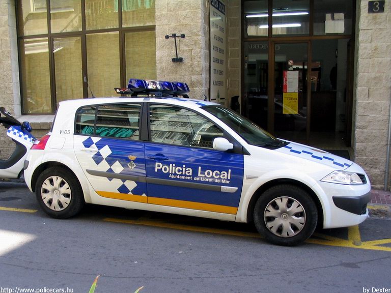 Renault Megane, fotó: Dexter
Keywords: rendőr rendőrautó rendőrség spanyol Spanyolország