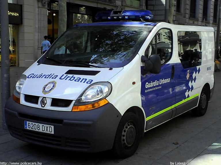 Renault Trafic, fotó: Lajesz
Keywords: rendőr rendőrautó rendőrség spanyol Spanyolország