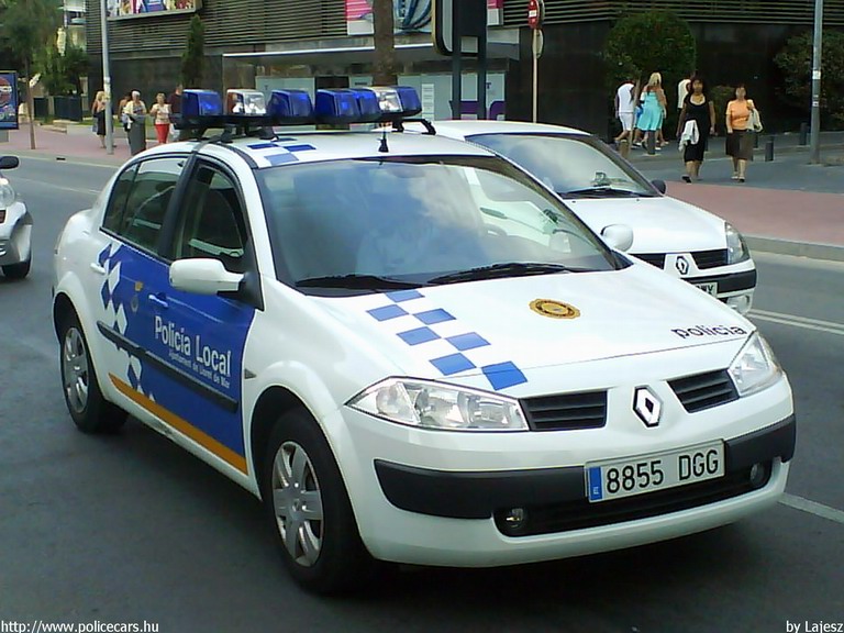 Renault Megane, fotó: Lajesz
Keywords: rendőr rendőrautó rendőrség spanyol Spanyolország