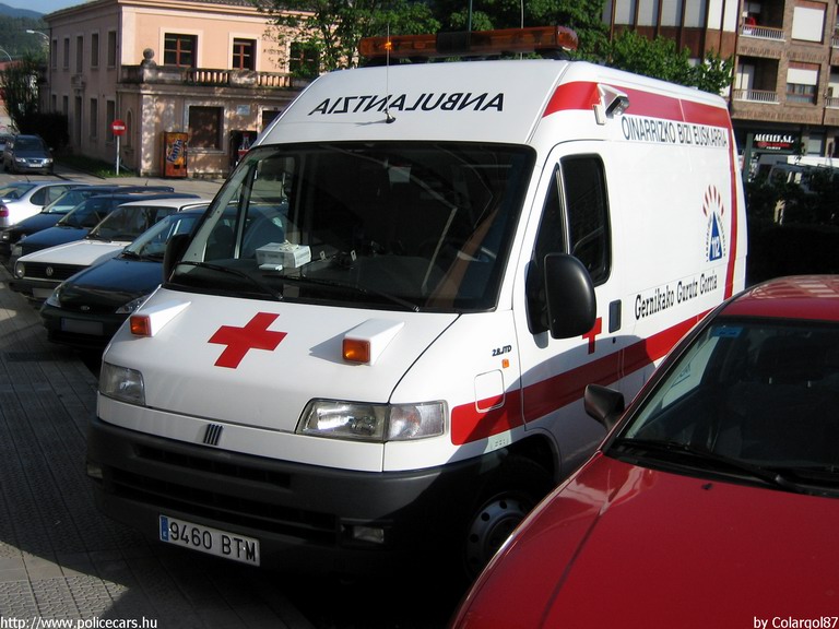 Fiat Ducato, fotó: Colargol87
Keywords: mentő mentőautó spanyol Spanyolország