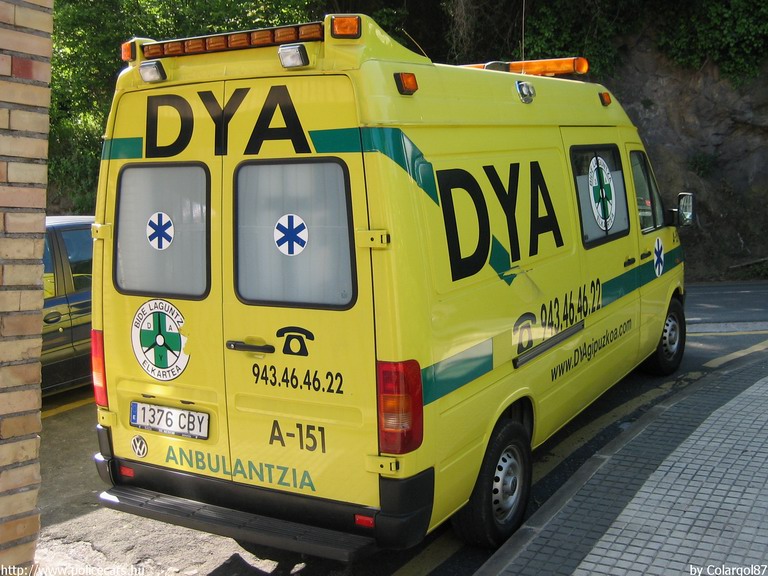 Volkswagen LT, fotó: Colargol87
Keywords: mentő mentőautó spanyol Spanyolország