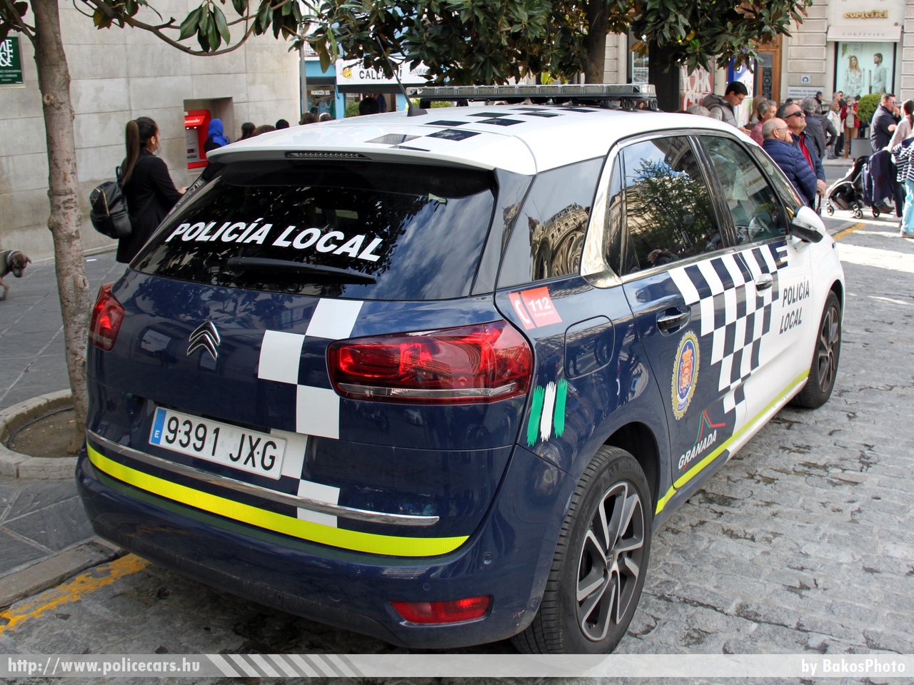Citroen C4 Picasso, fotó: BakosPhoto
Keywords: spanyol Spanyolország rendőr rendőrautó rendőrség police policecar spanish Spain