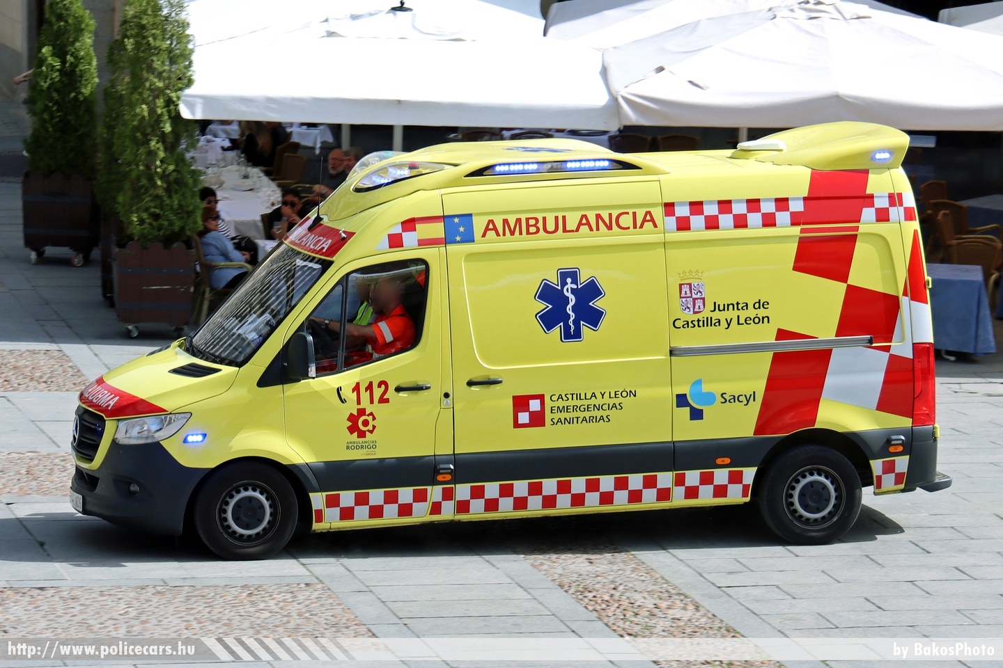 Mercedes Sprinter III, Emergencias Sanitarias de Castilla y León, Ambulancia, fotó: BakosPhoto
Keywords: spanyol Spanyolország mentő mentőautó ambulance spain spanish