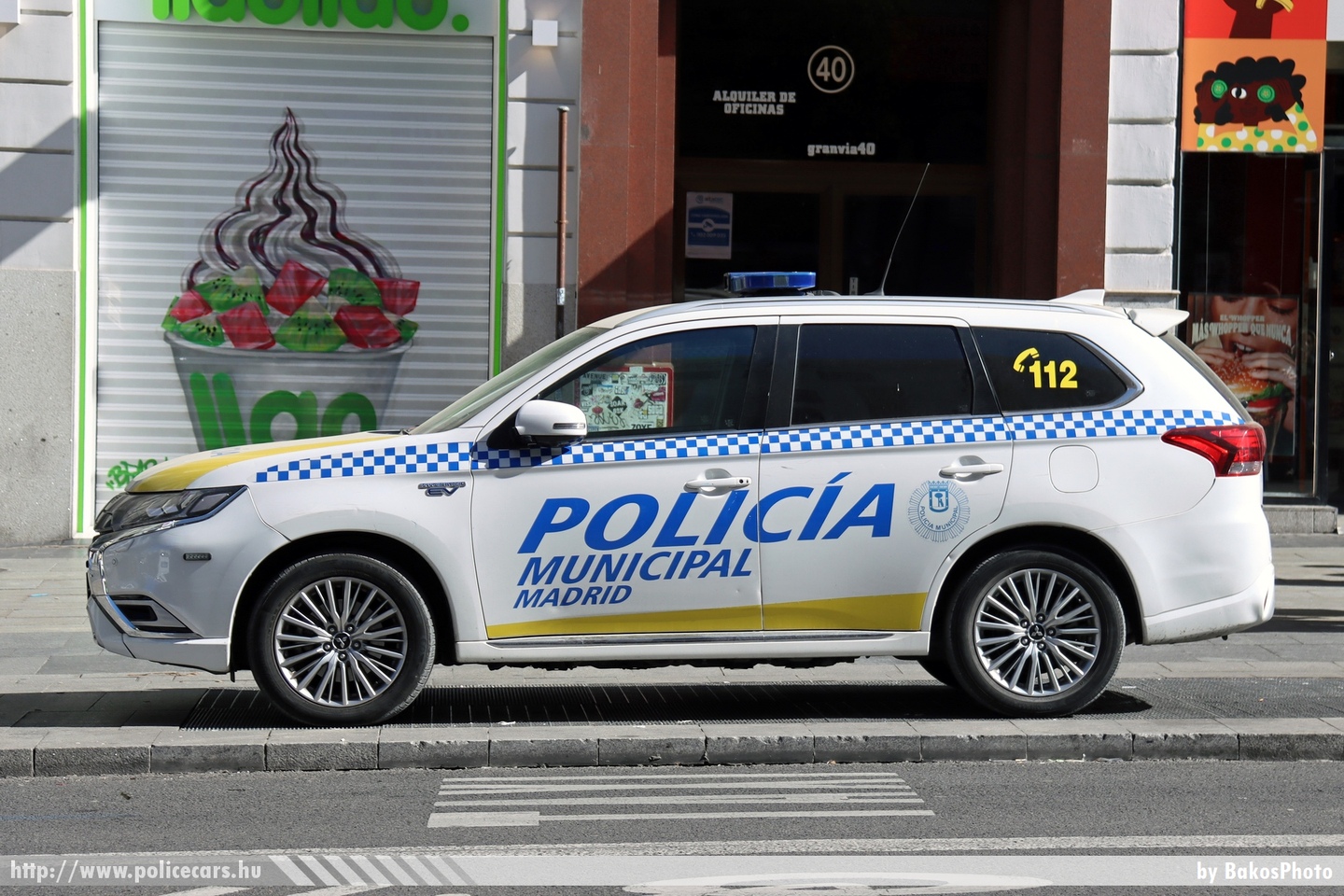 Mitsubishi Outlander, Policía Municipal de Madrid, fotó: BakosPhoto
Keywords: spanyol Spanyolország rendőr rendőrautó rendőrség police policecar spanish Spain