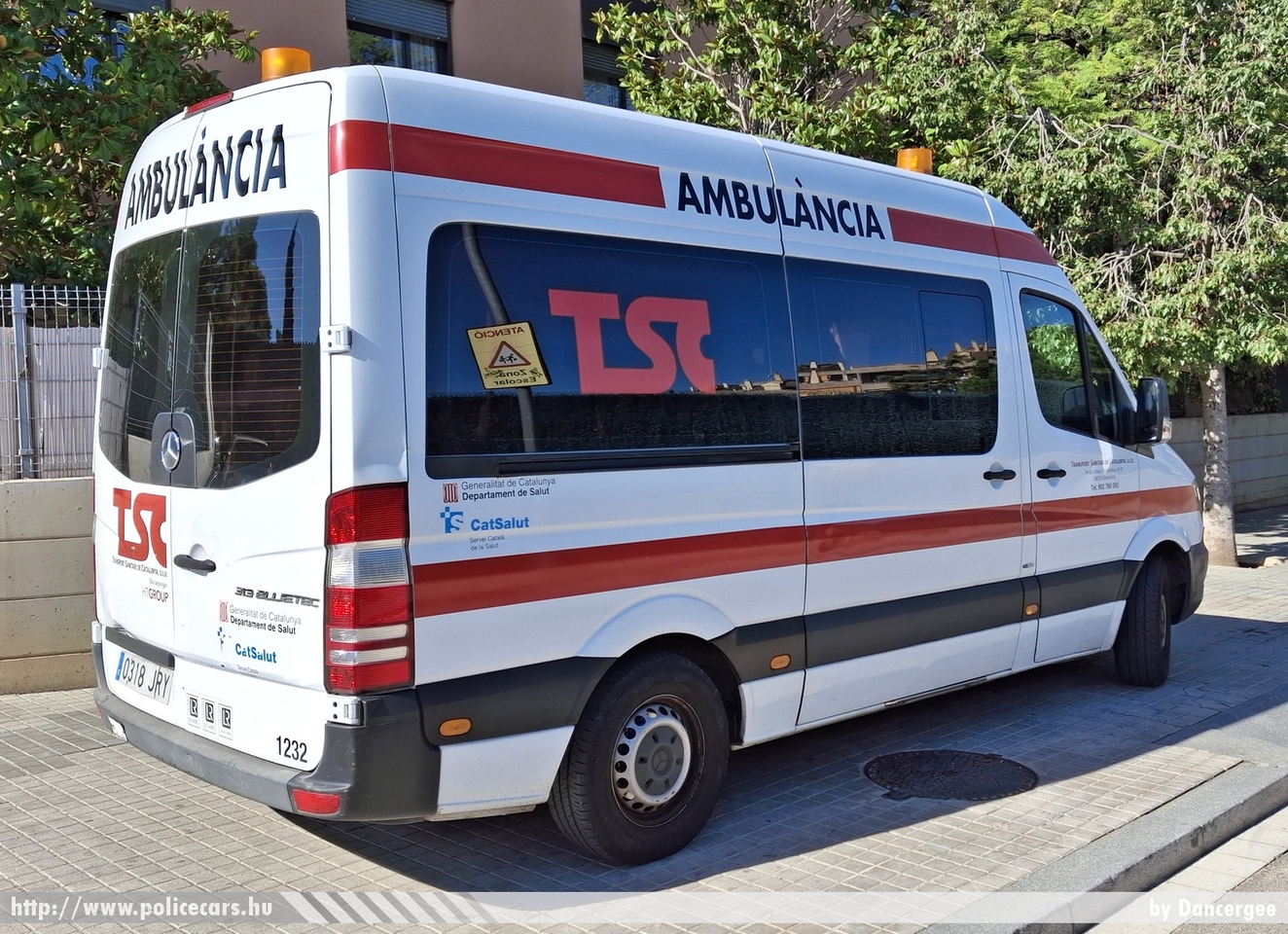 Mercedes Sprinter II facelift, Transport Sanitari de Catalunya, Ambulancia, fotó: Dancergee
Keywords: spanyol Spanyolország mentő mentőautó ambulance spain spanish