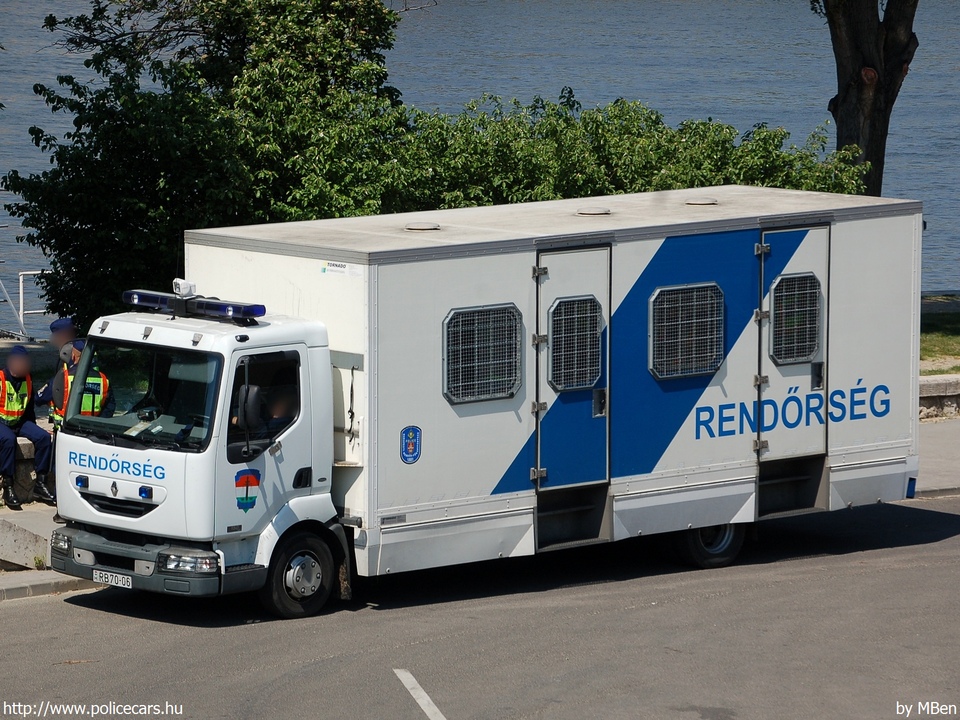 Renault Midlum 150 dCi, fotó: MBen
Keywords: rendőrség rendőr rendőrautó magyar Magyarország RB70-06 hungarian Hungary police policecar