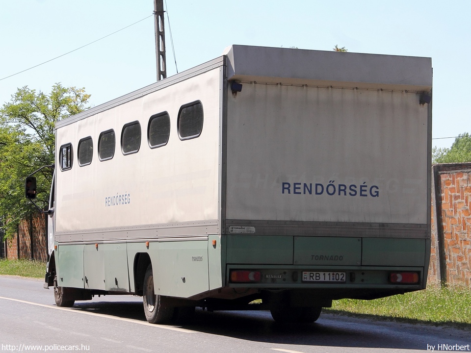 Renault Midlum, fotó: HNorbert
Keywords: rendőrség rendőr rendőrautó magyar Magyarország RB11-02 hungarian Hungary police policecar