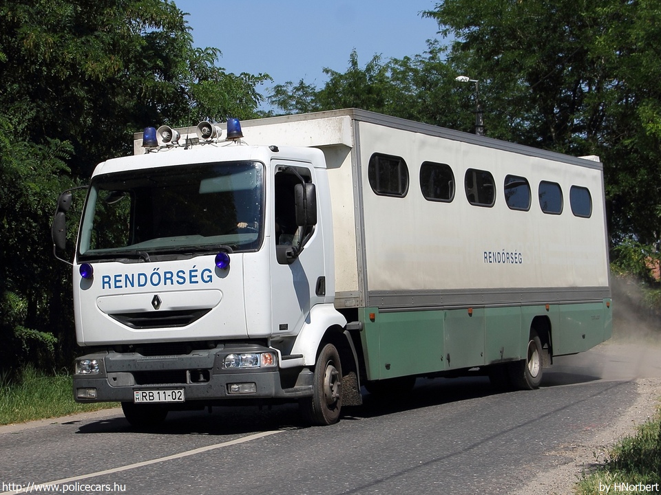 Renault Midlum, fotó: HNorbert
Keywords: rendőrség rendőr rendőrautó magyar Magyarország RB11-02 hungarian Hungary police policecar
