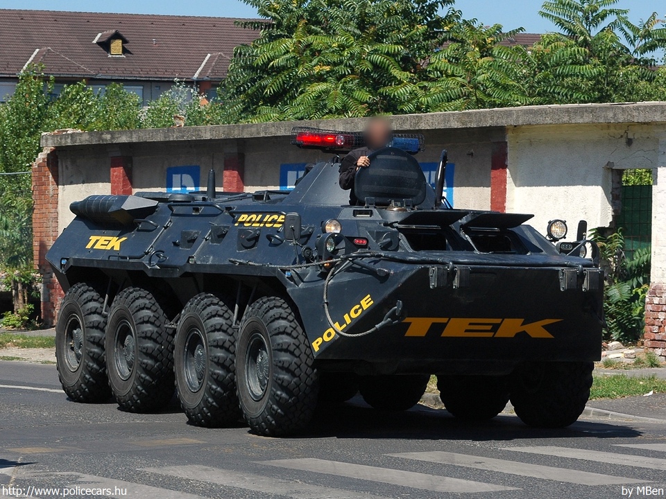 BTR-80, fotó: MBen
Keywords: rendőrség rendőr rendőrautó magyar Magyarország hungarian Hungary police policecar