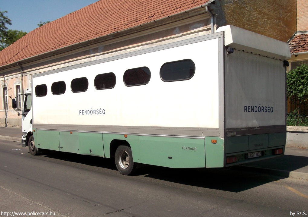 Renault Midlum, fotó: Sz.S.
Keywords: rendőrség rendőr rendőrautó magyar Magyarország RB11-02 hungarian Hungary police policecar