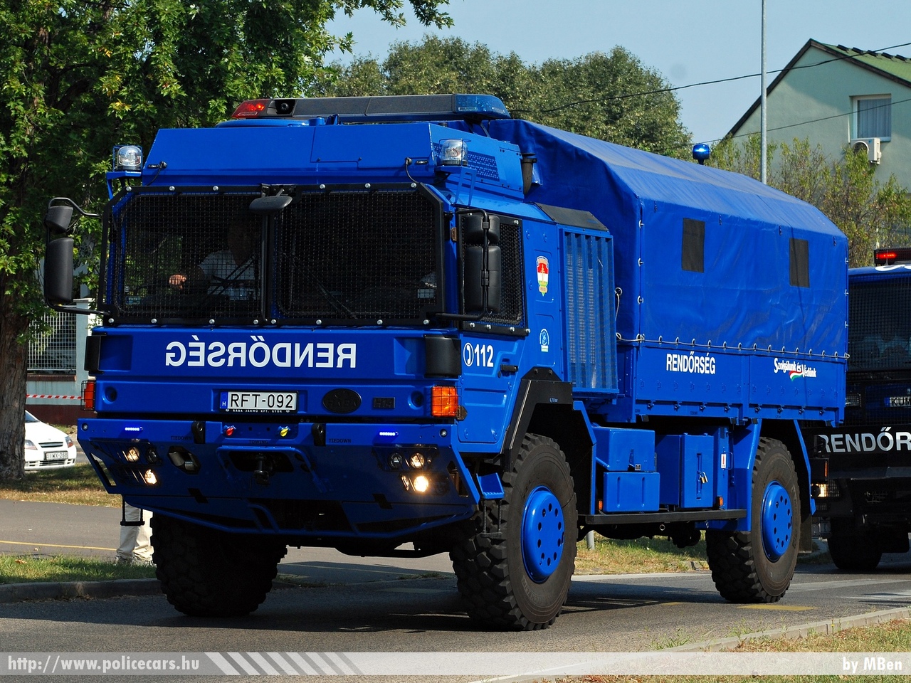 Rába H14.240AEL-112, fotó: MBen
Keywords: rendőrség rendőr rendőrautó magyar Magyarország hungarian Hungary police policecar RFT-092