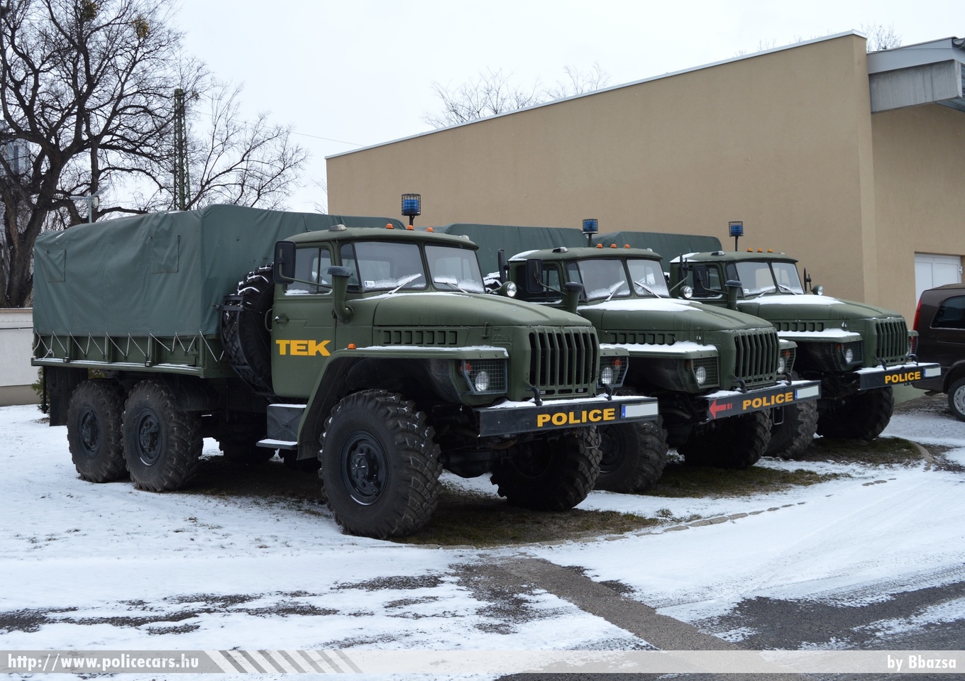 URAL 4320, fotó: Bbazsa
Keywords: rendőrség rendőr rendőrautó magyar Magyarország hungarian Hungary police policecar 