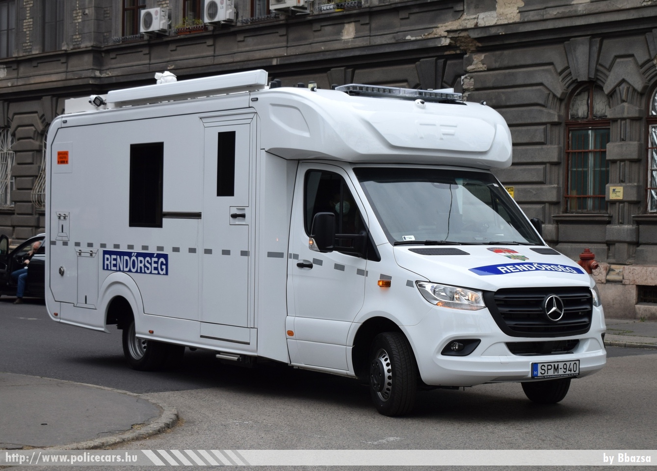 Mercedes Sprinter III, fotó: Bbazsa
Keywords: rendőrség rendőr rendőrautó magyar Magyarország hungarian Hungary police policecar SPM-940