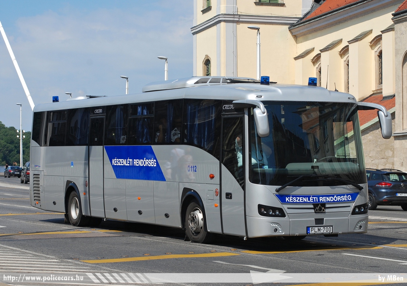 Credo Optinell, fotó: MBen
Keywords: rendőrség rendőr rendőrautó magyar Magyarország hungarian Hungary police policecar PLM-700
