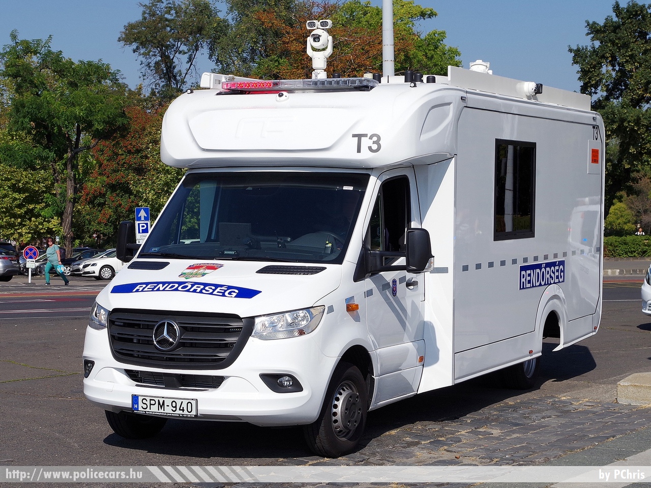 Mercedes Sprinter III, fotó: PChris
Keywords: rendőrség rendőr rendőrautó magyar Magyarország hungarian Hungary police policecar SPM-940